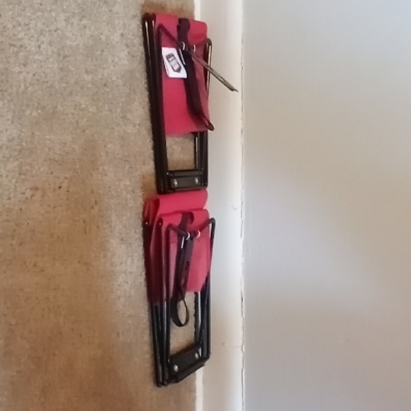 40$ - Picture 2 of 2